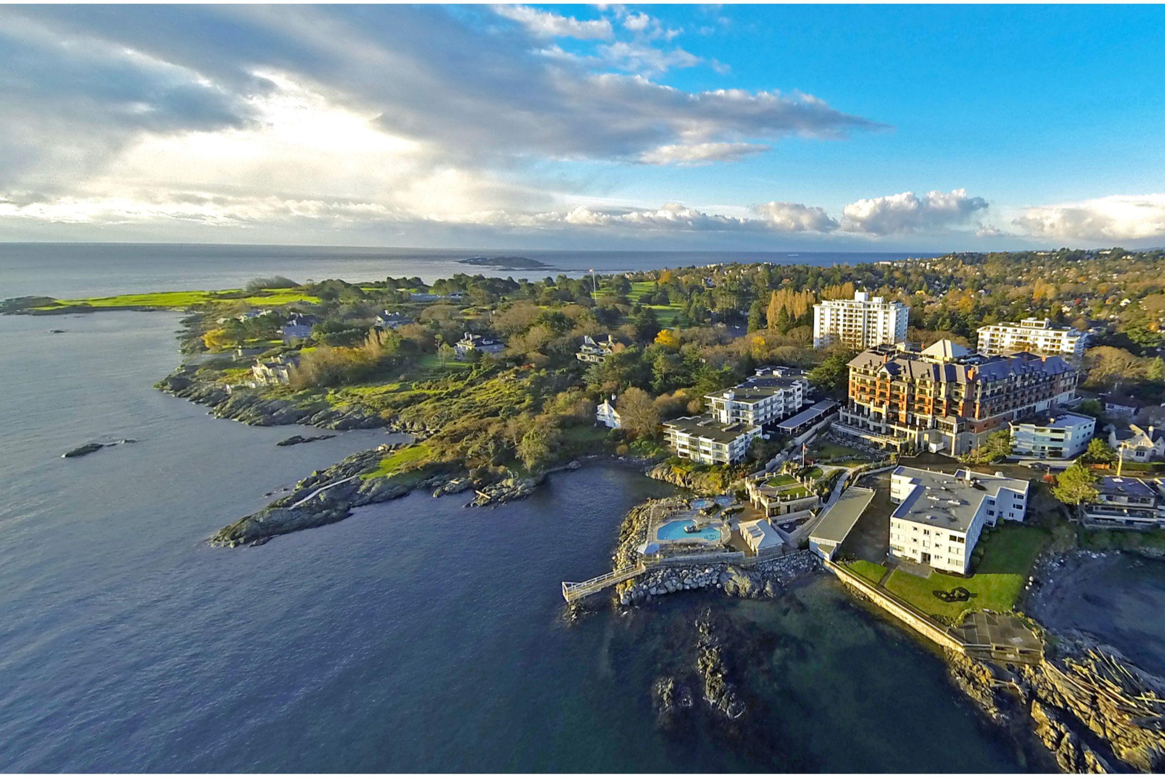 Oak Bay Beach Hotel (Adults Only) Victoria Exterior photo