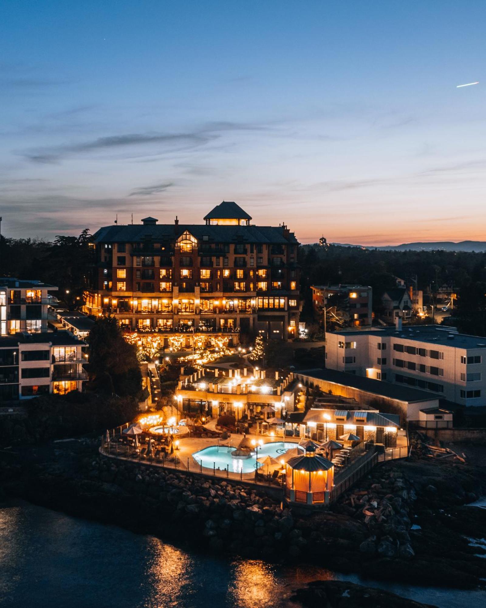 Oak Bay Beach Hotel (Adults Only) Exterior photo